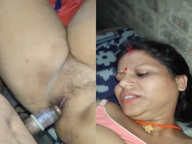 Dehati sex video of desi bhabhi fucking for money
